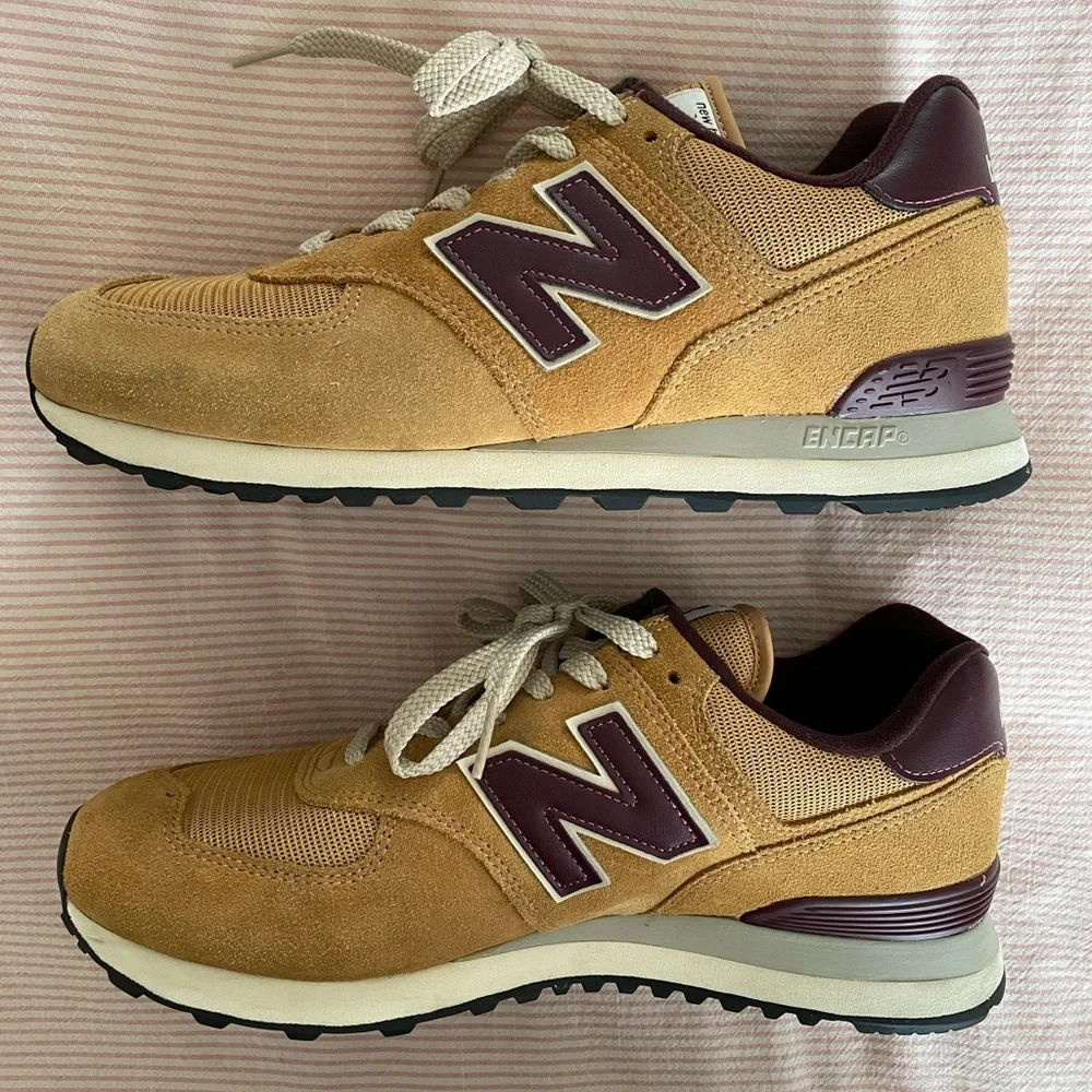 Mens New Balance 574 Classic Sneakers size 10.5 Excellent Condition - Picture 3 of 8